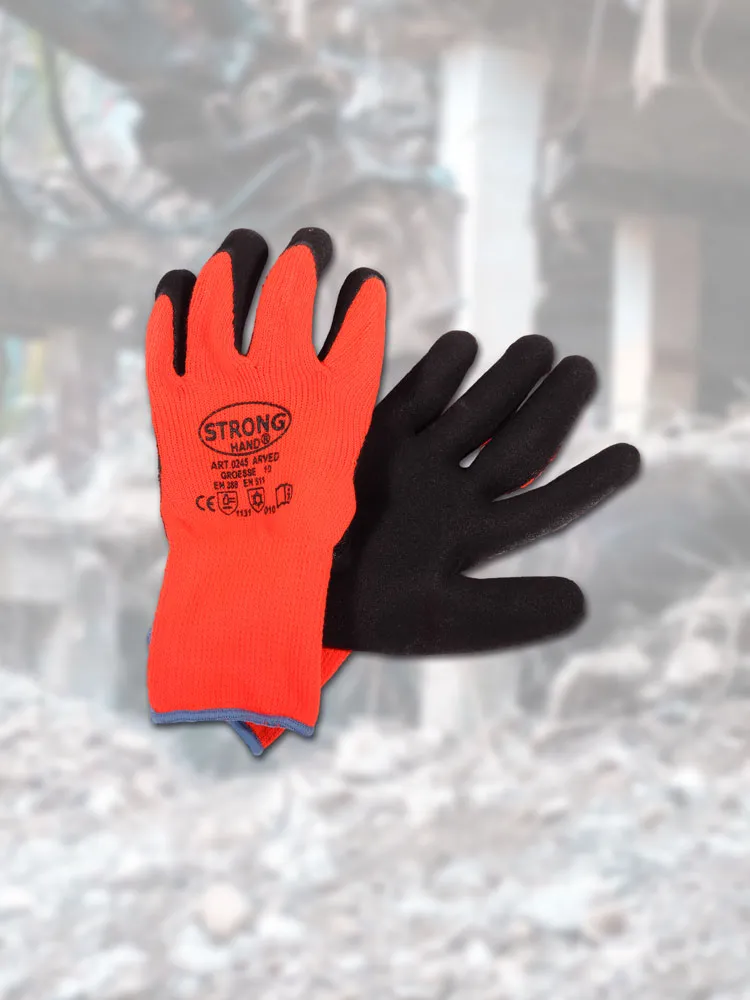 admin|strong_hand_0245_em.jpg